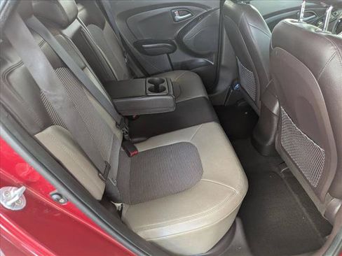 Used 2012 Hyundai Tucson GLS AWD/4WD image 17