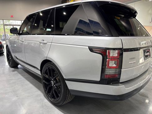 Used 2016 Land Rover Range Rover HSE image 30