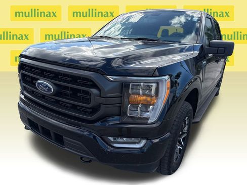 Certified 2022 Ford F150 XLT w/ Equipment Group 302A High image 10