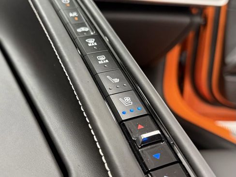 Used 2023 Chevrolet Corvette Stingray Premium Conv w/ 3LT image 25