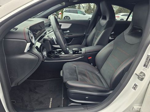 Used 2023 Mercedes-Benz CLA 35 AMG 4MATIC image 11
