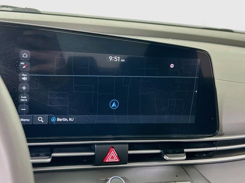 Used 2023 Hyundai Elantra SEL w/ Convenience Package FWD image 13