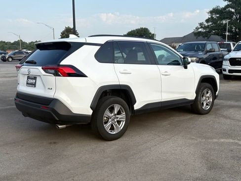 Used 2025 Toyota RAV4 XLE FWD image 7