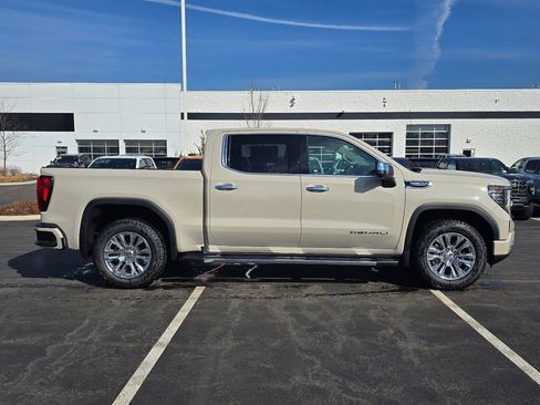 New 2026 GMC Sierra 1500 Denali AWD/4WD image 10