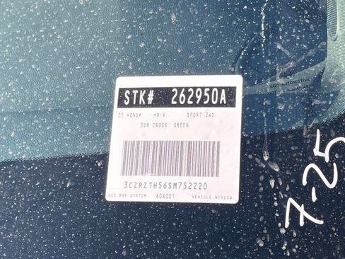 Used 2025 Honda HR-V Sport image 11