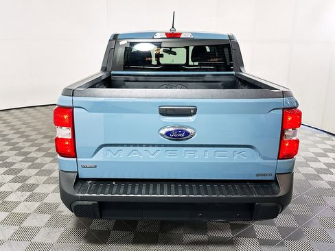 Used 2022 Ford Maverick XLT image 4