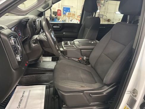 Used 2020 GMC Sierra 2500 4x4 Crew Cab w/ Convenience Package image 11