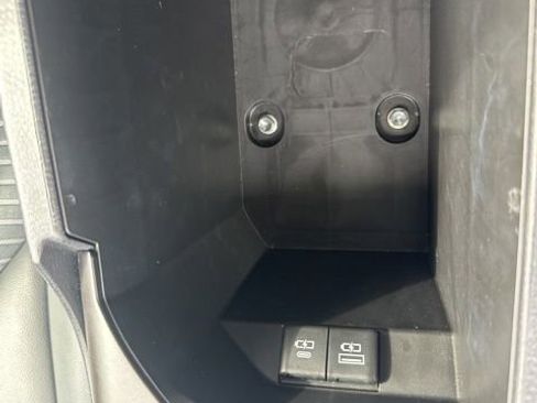 Used 2024 Toyota Camry SE FWD image 34