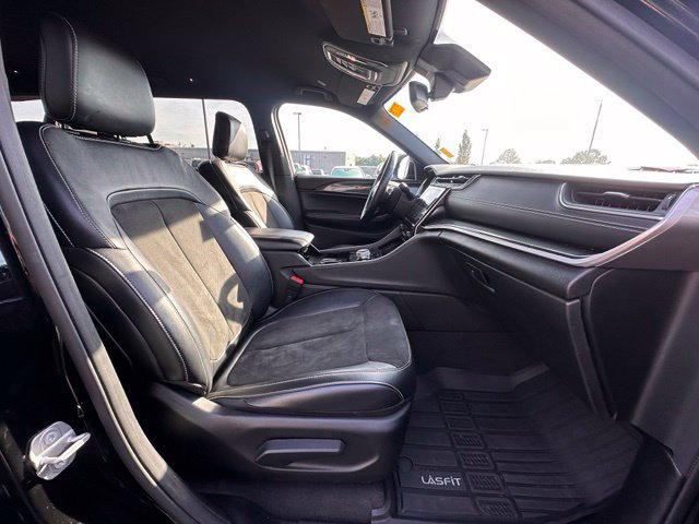 Used 2021 Jeep Grand Cherokee L Laredo AWD/4WD image 31