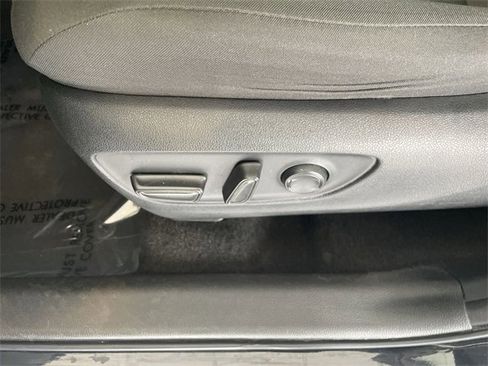 Used 2023 Toyota RAV4 XLE image 20