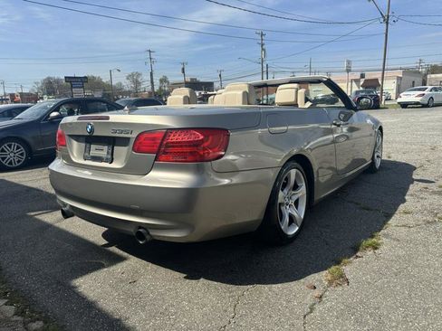 Used 2011 BMW 335i Convertible image 3