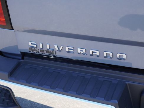 Used 2015 Chevrolet Silverado 2500 LT RWD image 7