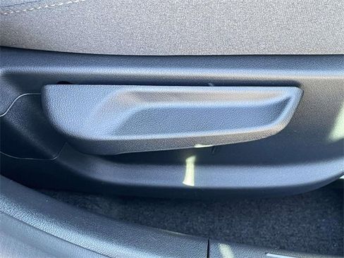 New 2025 Kia K4 LXS image 15