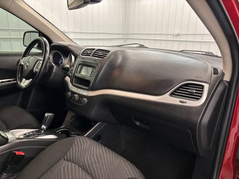 Used 2019 Dodge Journey SE w/ Connectivity Group AWD/4WD image 35