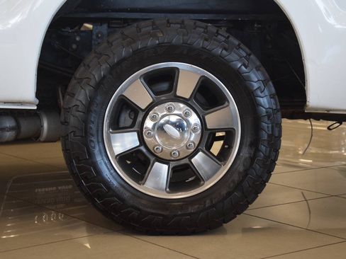 Used 2011 Ford F250 Lariat w/ Lariat Interior Pkg RWD image 33