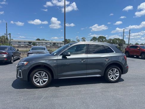 Used 2023 Audi Q5 2.0T Premium AWD/4WD image 2