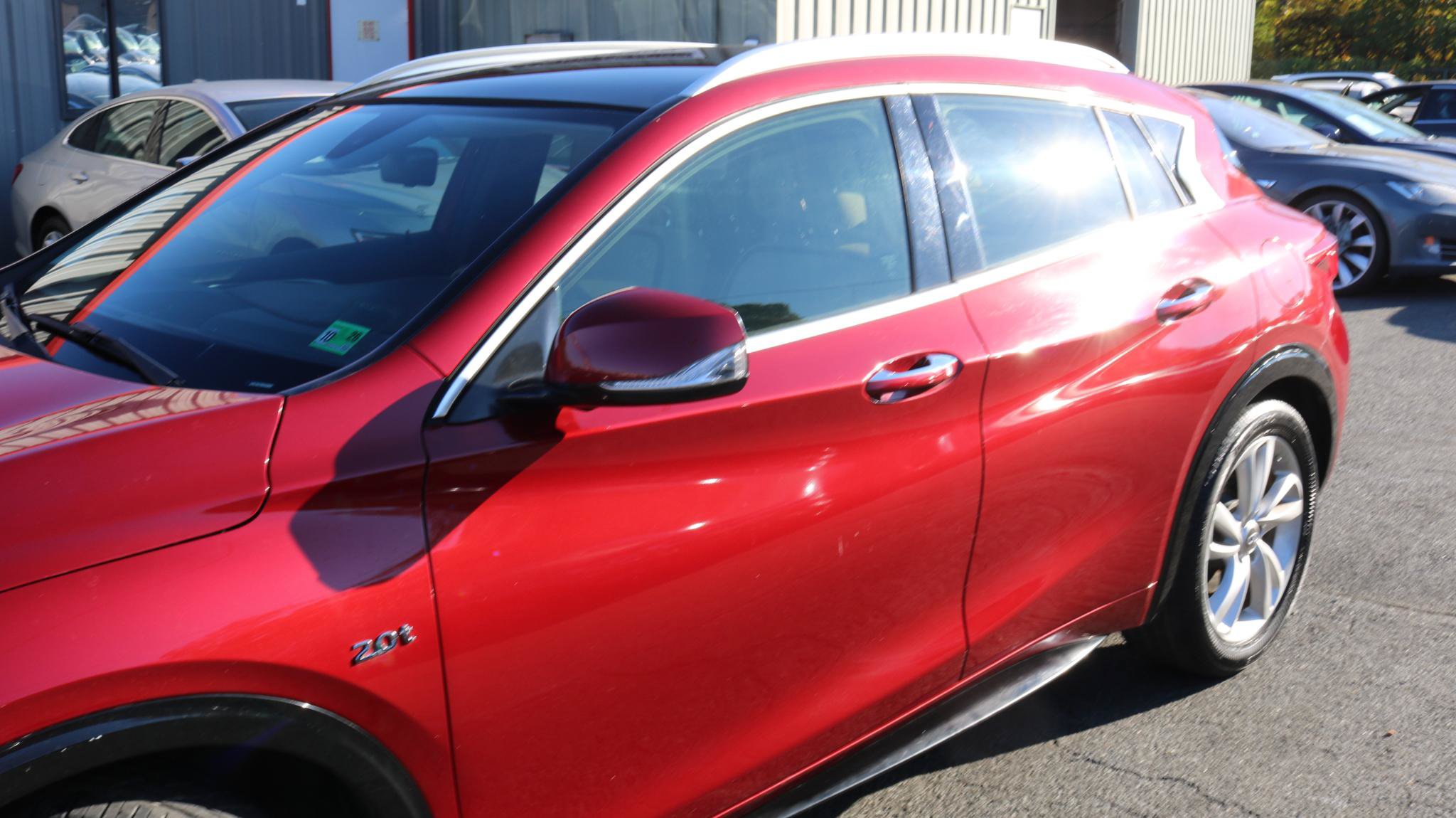 Used 2019 INFINITI QX30 FWD image 5