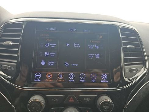 Used 2020 Jeep Grand Cherokee Limited w/ Luxury Group II RWD image 42