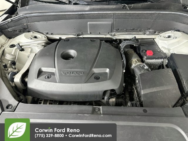 Used 2018 Volvo XC90 T6 Momentum w/ Momentum Plus Package AWD/4WD image 34