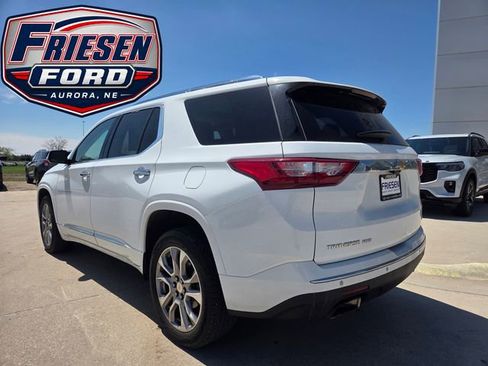 Used 2019 Chevrolet Traverse Premier AWD/4WD image 5