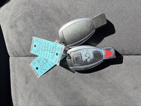 Used 2017 INFINITI QX30 Sport w/ Cargo Package image 5