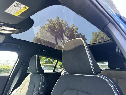 Certified 2023 Volvo C40 P8 Recharge Ultimate w/ Protection Package Premier image 35