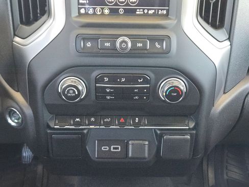 Used 2025 Chevrolet Silverado 1500 Custom w/ Turbomax Blackout Package image 17