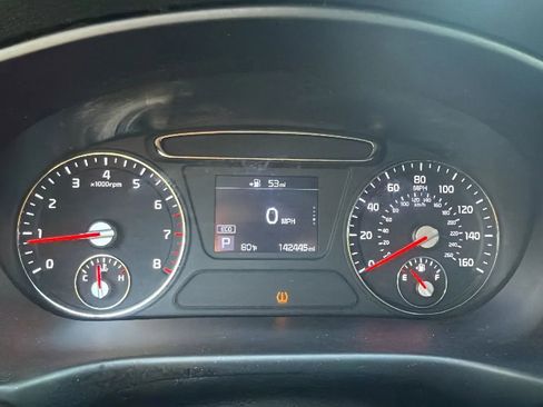 Used 2020 Kia Sorento LX AWD/4WD image 33