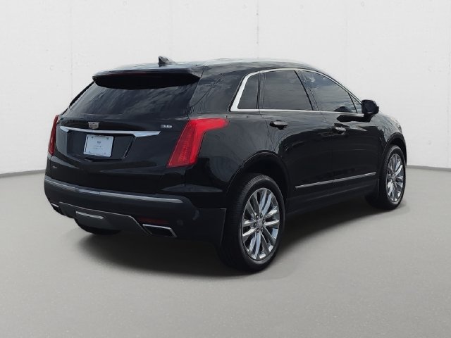 Used 2017 Cadillac XT5 Platinum AWD/4WD image 5