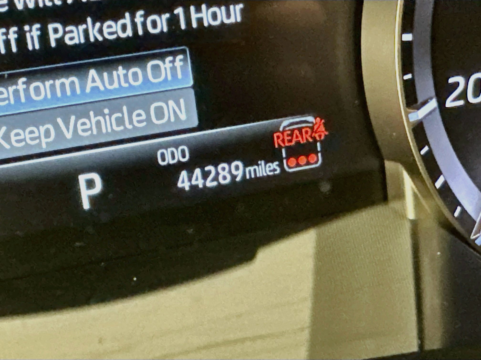 Used 2025 Toyota Highlander LE AWD/4WD image 19
