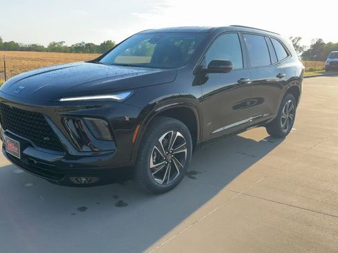 New 2026 Buick Enclave Sport Touring FWD image 3