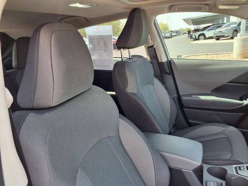 Used 2025 Subaru Crosstrek 2.0i Premium image 19