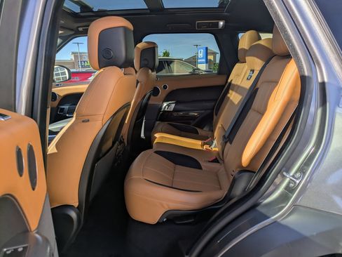 Used 2019 Land Rover Range Rover Sport Supercharged image 30