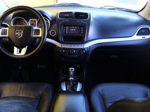 Used 2013 Dodge Journey SXT w/ Flexible Seating Group image 14