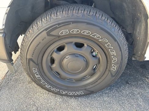 Used 2021 Ford F150 XL w/ FX4 Off-Road Package image 8