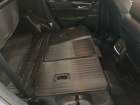 Used 2022 Honda CR-V Touring image 11