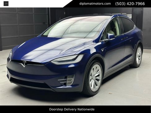 Used 2018 Tesla Model X 100D image 1