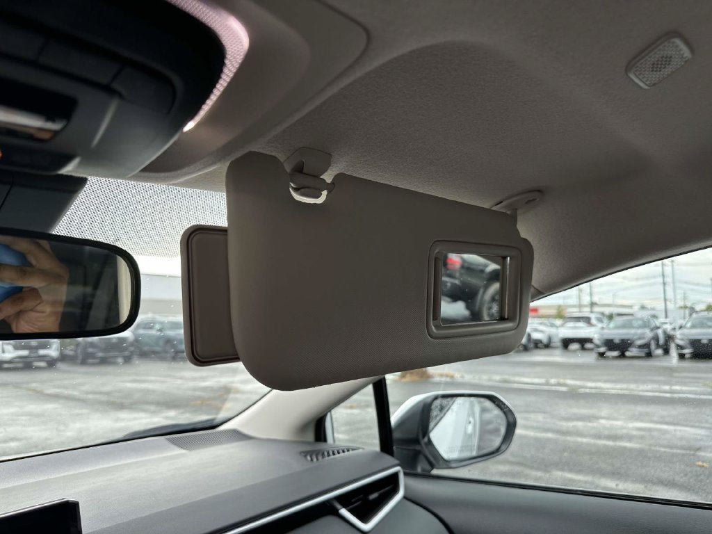 Used 2025 Toyota Corolla LE w/ LE Premium Package FWD image 17
