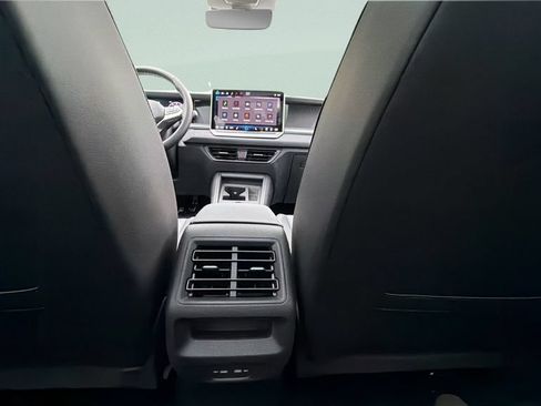 New 2026 Volkswagen Tiguan SE AWD/4WD image 30