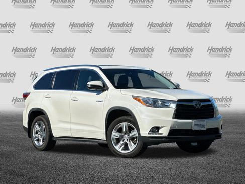 Used 2014 Toyota Highlander Limited Platinum image 2