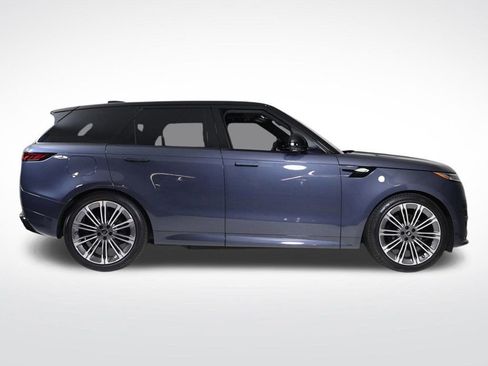 Used 2025 Land Rover Range Rover Sport Dynamic SE image 6