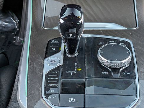 Used 2022 BMW X5 xDrive40i w/ Premium Package image 28