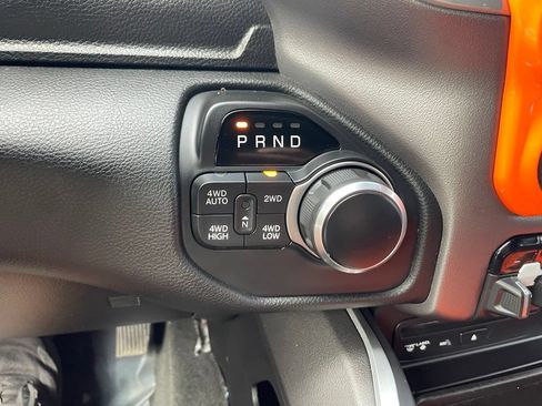 Used 2019 RAM 1500 Big Horn AWD/4WD image 15