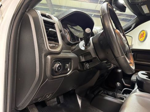 Used 2024 RAM 2500 Tradesman w/ Chrome Appearance Group AWD/4WD image 21