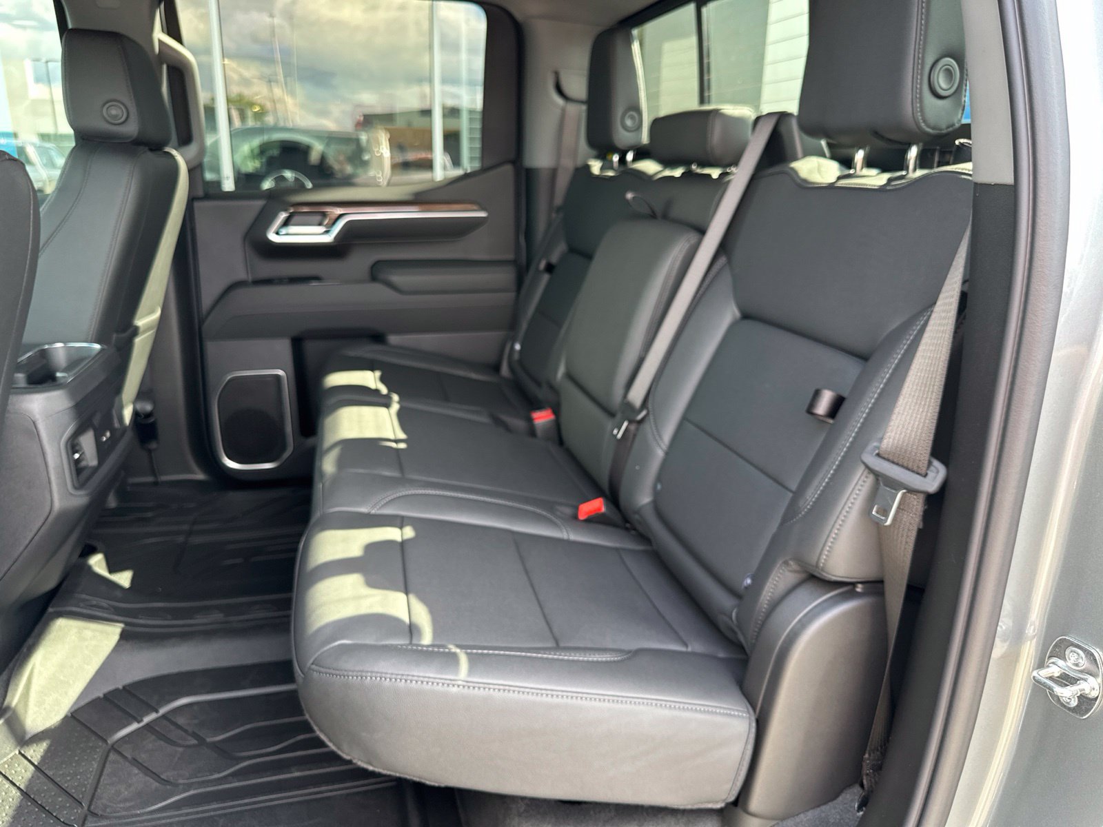 New 2026 Chevrolet Silverado 1500 RST w/ Convenience Package II AWD/4WD image 14