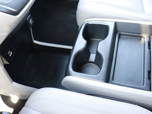 Used 2024 Honda Odyssey EX-L image 17