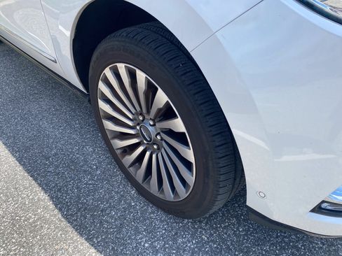 Used 2019 Lincoln Navigator L Reserve AWD/4WD image 7