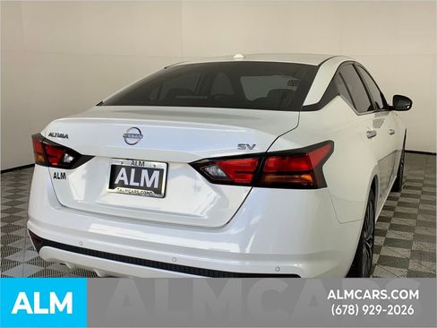 Used 2023 Nissan Altima 2.5 SV image 10