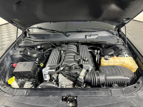 Used 2016 Dodge Challenger R/T Scat Pack w/ Leather Interior Group RWD image 11