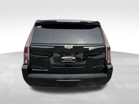 Used 2018 Cadillac Escalade ESV Platinum image 7